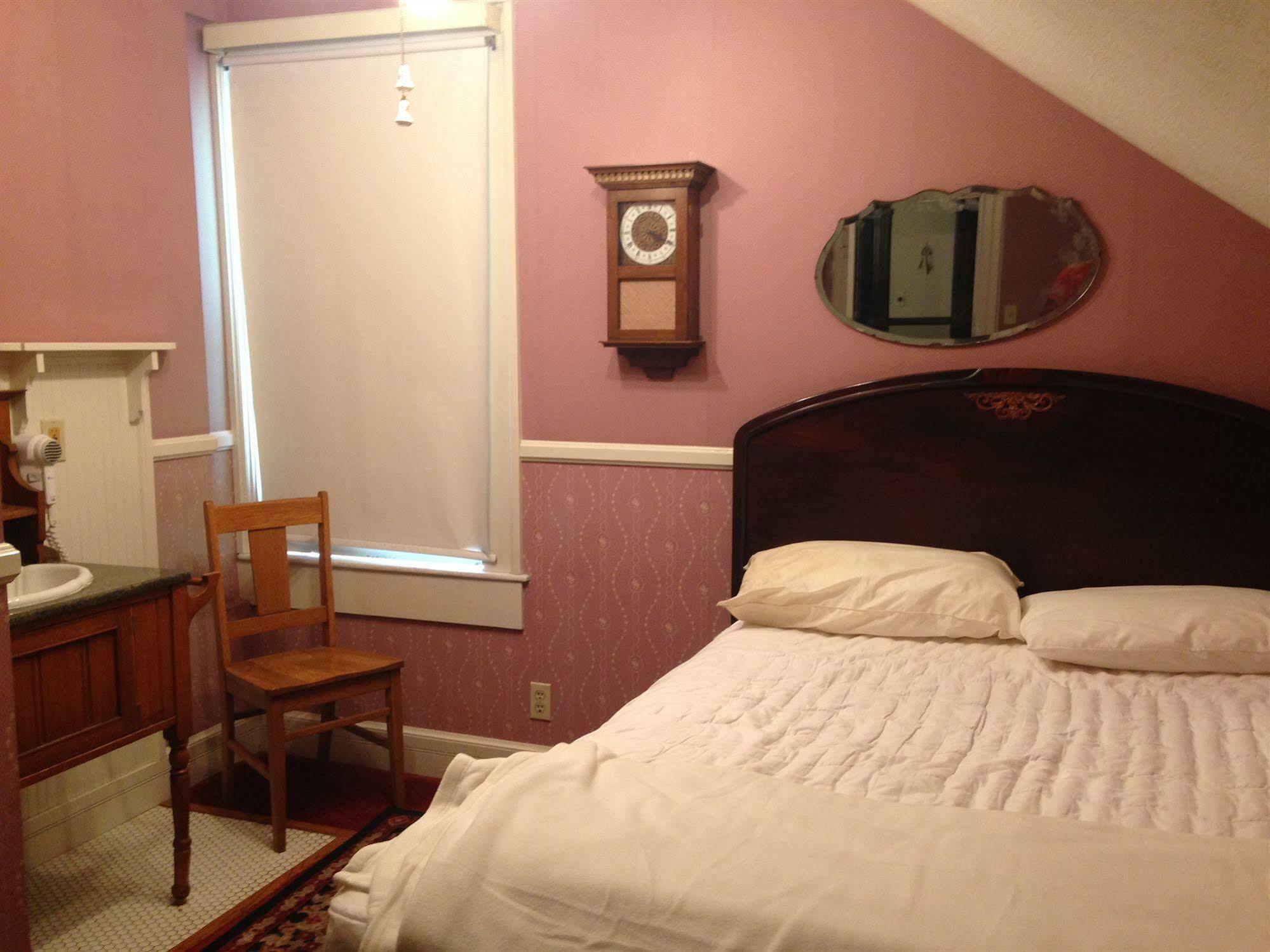 בישופ The Hostel California מראה חיצוני תמונה