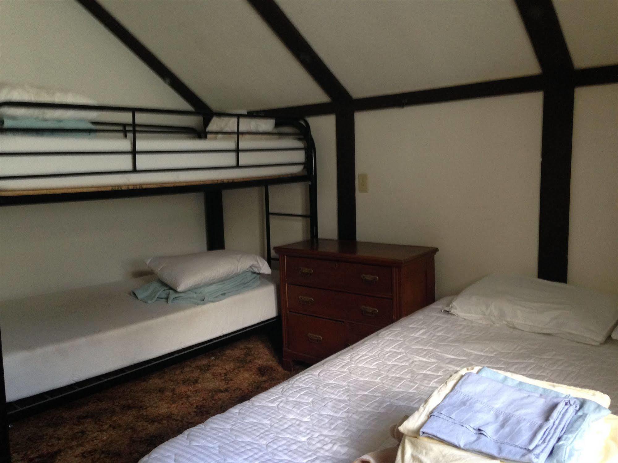 בישופ The Hostel California מראה חיצוני תמונה